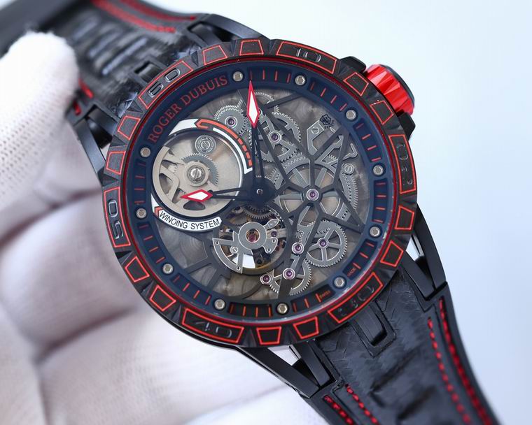 Roger Dubuis men 45mm M10